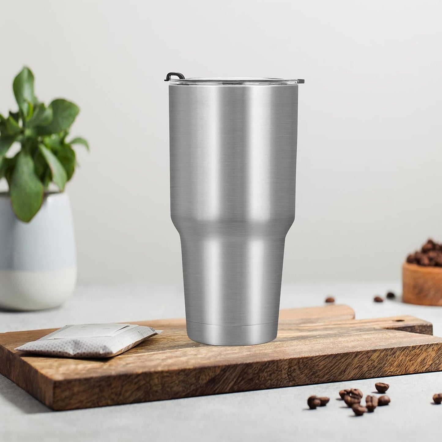 Gingprous 30oz Stainless Steel Tumbler, Insulated Coffee Tumbler Cup, Double Wall Vacuum Insulated Travel Tumbler with Lid and Straw, Travel Mug for Hot or Cold Drinks, Silver