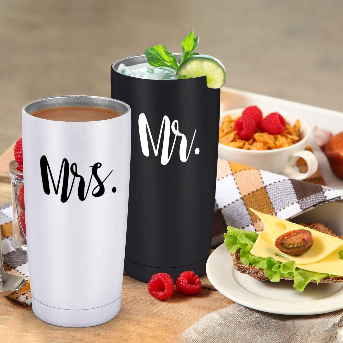 Gingprous 2 Pack 20 oz Mr and Mrs Stainless Steel Travel Tumblers Set with Lids Straws , Vacuum Insulated Tumblers , Black&White